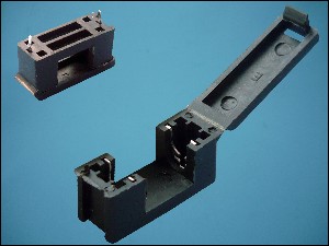 FUSE HOLDER + COVER BLX-A 5x20mm PCB 22,86mm