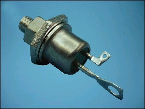 ТИРИСТОР KT708 700V 15A M6mm