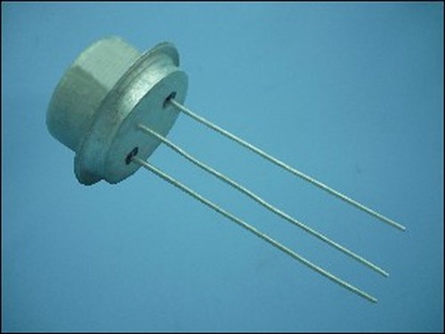 ТРАНЗИСТОР П416Б PNP 15V 25mA 100mW 80MHz