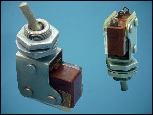 SWITCH MT-1/K15 ON-ON 3-PIN