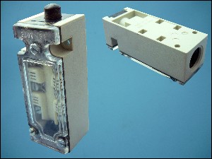 SNAP BUTTON ROBOTRON KE2-A1-St 3xON-3x(OFF) 6PIN