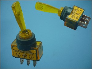 SWITCH ASW13D-o ON-OFF 3-PIN + LAMP 12V