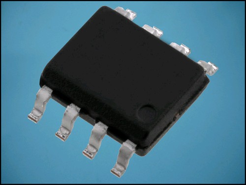 ИНТЕГРАЛНА СХЕМА L78L05ACD SO-8 SMD