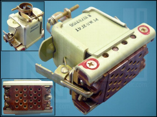 СЪЕДИНИТЕЛ РГ1КП 2Г4Т-B ГНЕЗДОВ 22 pin
