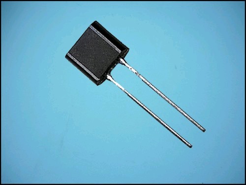 ЦЕНЕРОВ ДИОД 20V Д2 SAY20L2/4