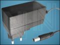 АДАПТОР 9V DC 0,6A 5,5x2,5mm +
